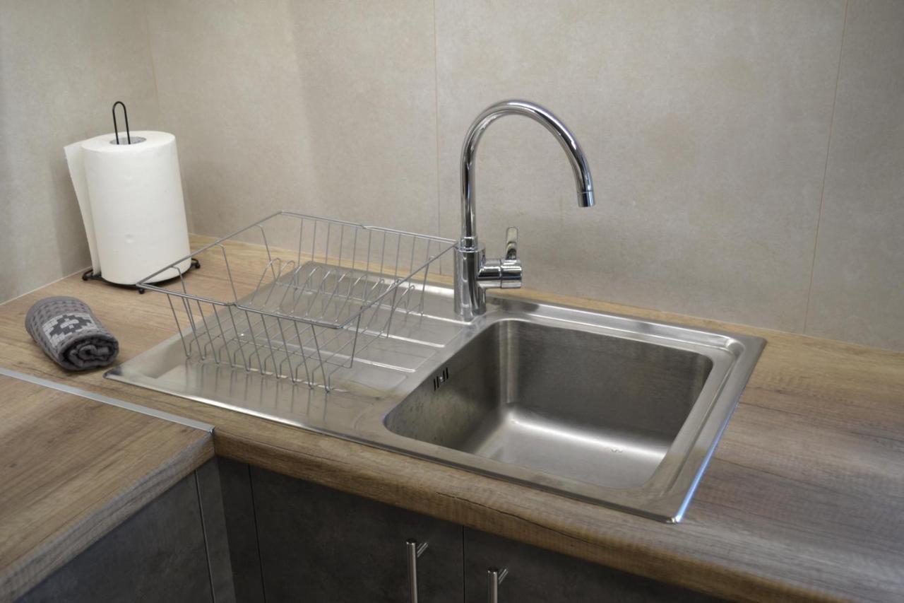 אנביסוס Stergiou Luxury Apartments With Shared Pool מראה חיצוני תמונה